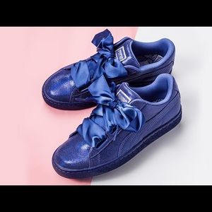 Puma basket heart ribbon sneakers